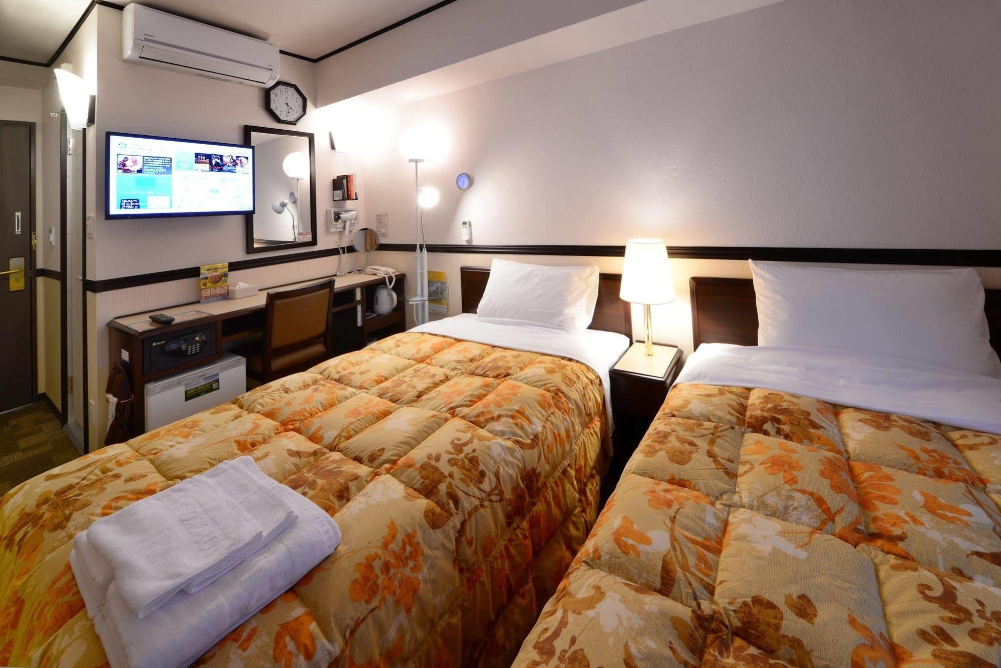 Toyoko Inn Morioka Eki Minami Guchi Ekimae Esterno foto